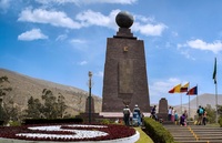 Mitad del Mundo evenaar Quito Ecuador